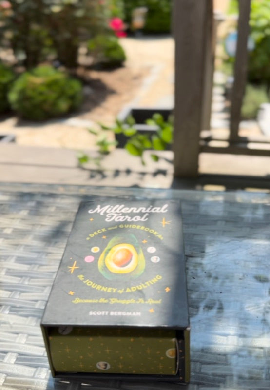 People with Millennial Tarot — slot 1